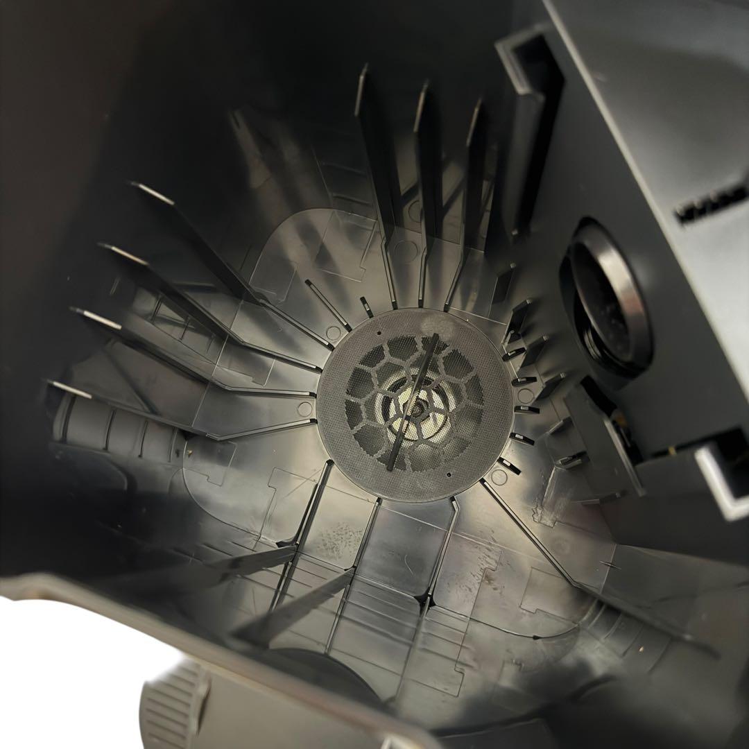 【美品】iRobot ルンバ i7+ クリーンベース付き　ロボット掃除機