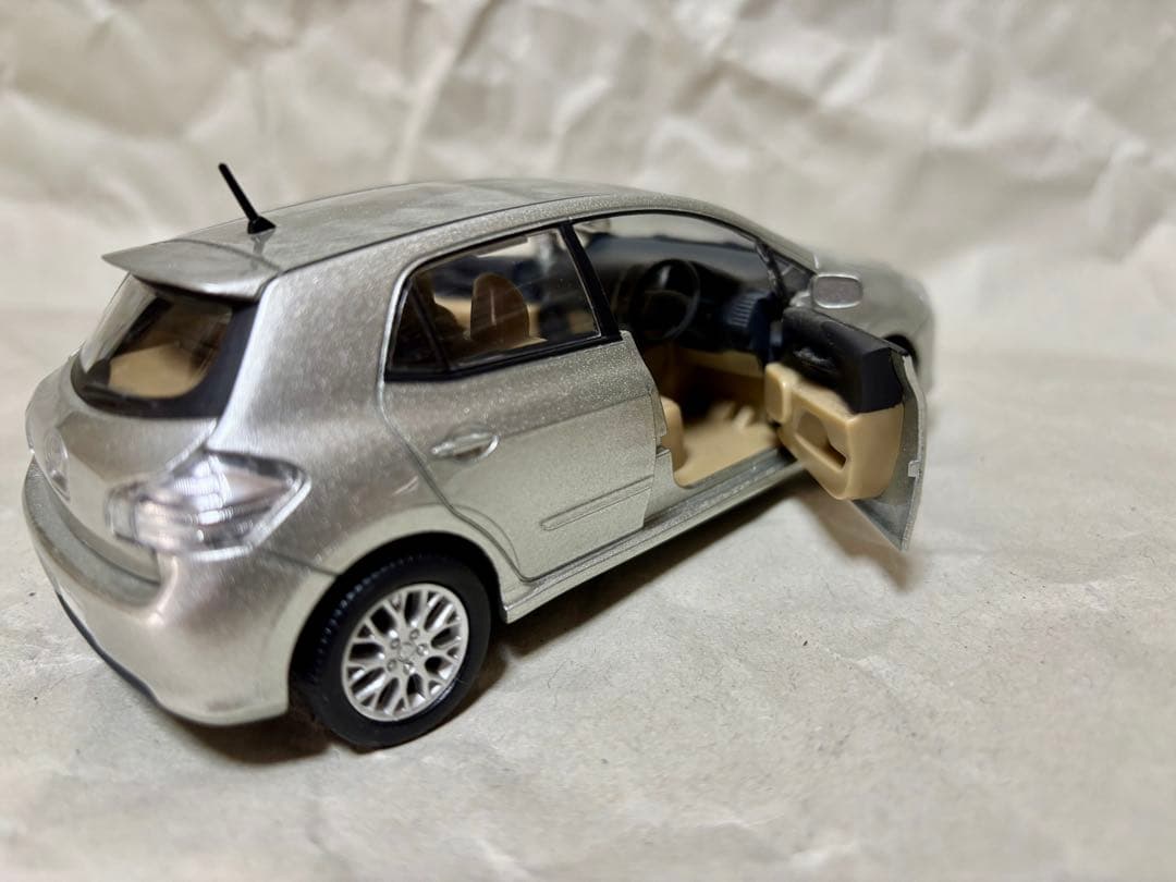 ブレイド前期　カラーサンプル ミニカー　シルバーメタリック　専用箱付