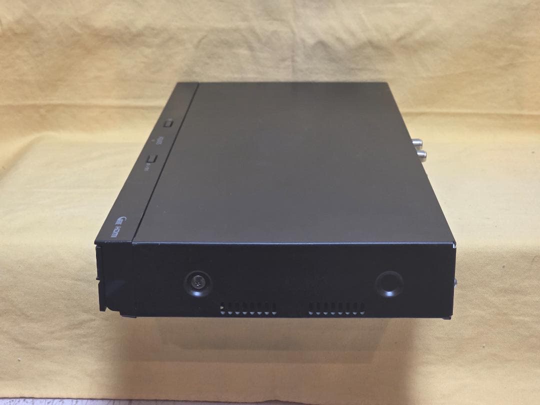 SHARP AQUOS BDレコーダー BD-NW1100　2017年製　整備品