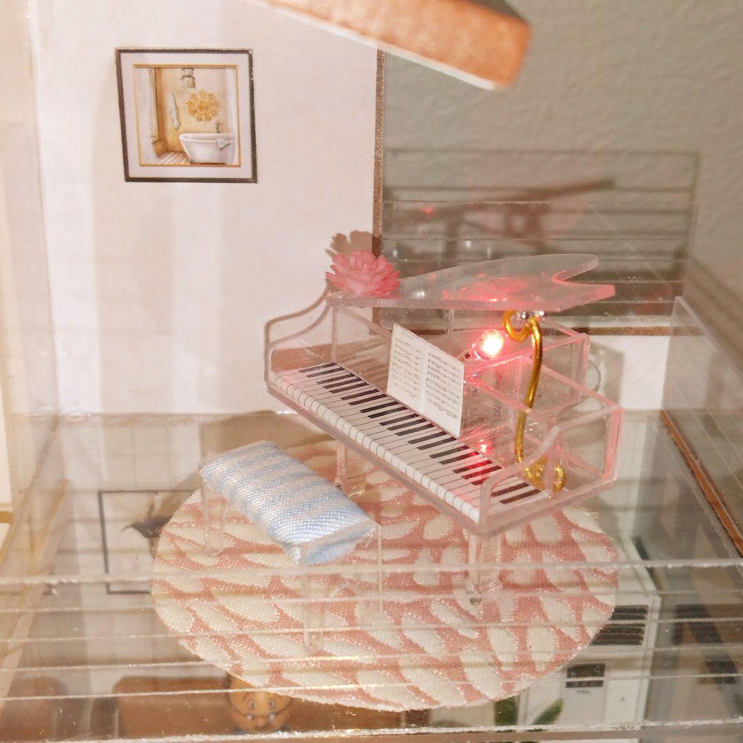 サザエさんフィギュア＆LEDライト付きドールハウスセット