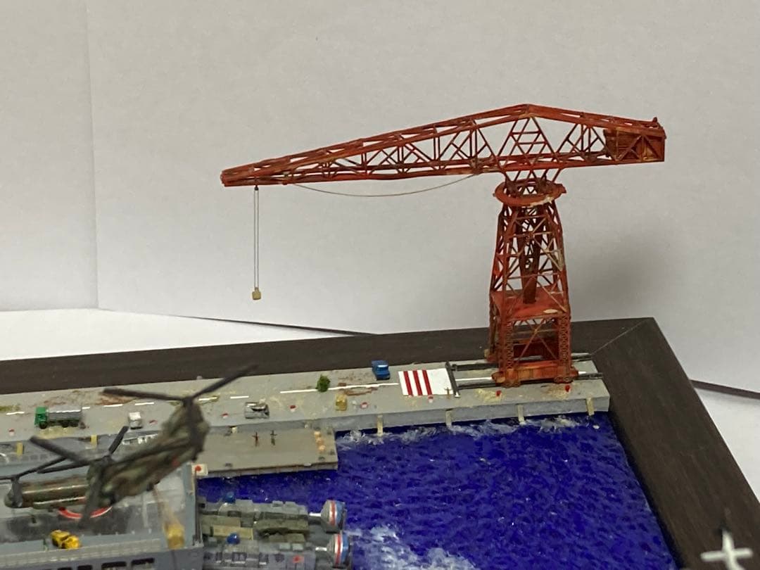 海上自衛隊 ジオラマ完成品 【絆の記憶　災害派遣】 1/700 艦船モデル