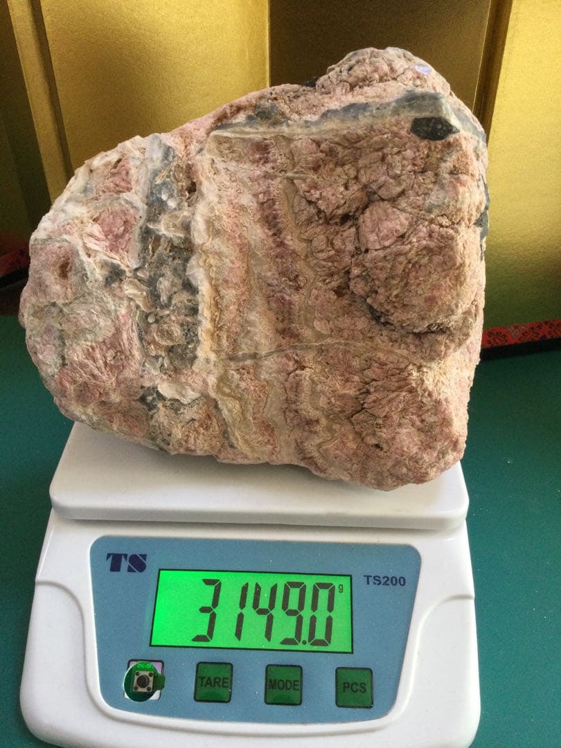 菱マンガンインカローズ原石　インカローズ原石　北海道岩倉山産　観賞石