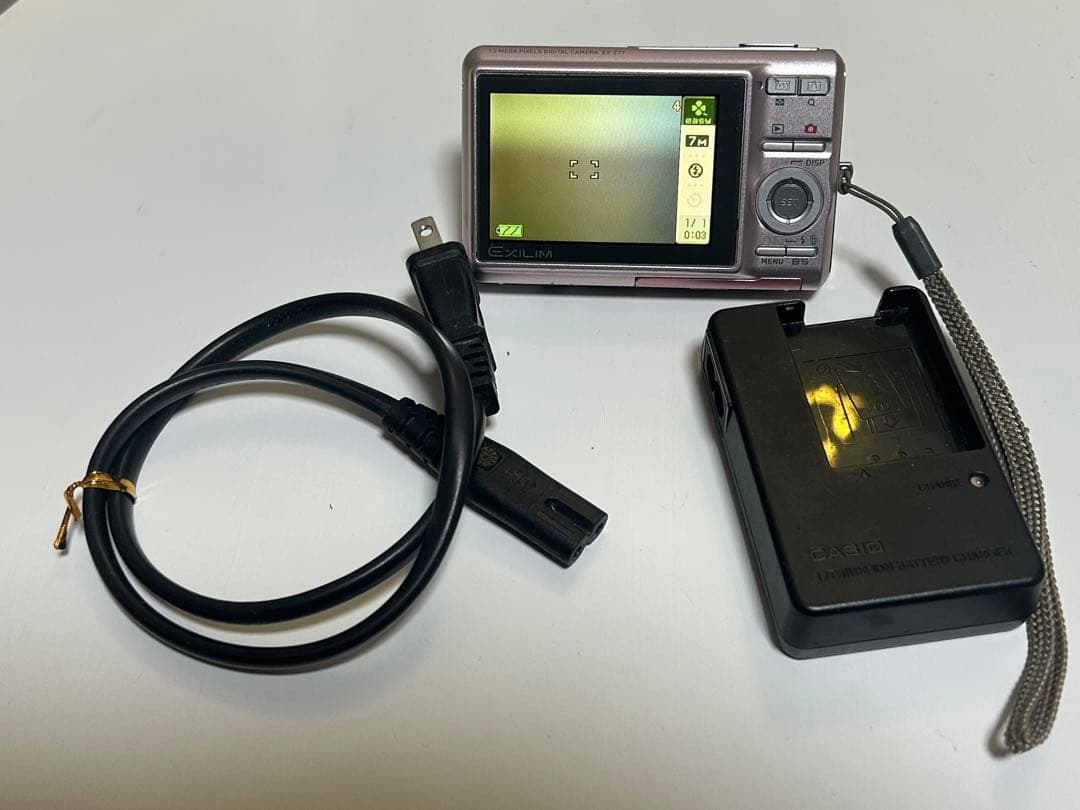 (*)様 CASIO EXILIM コンパクトデジタルカメラ