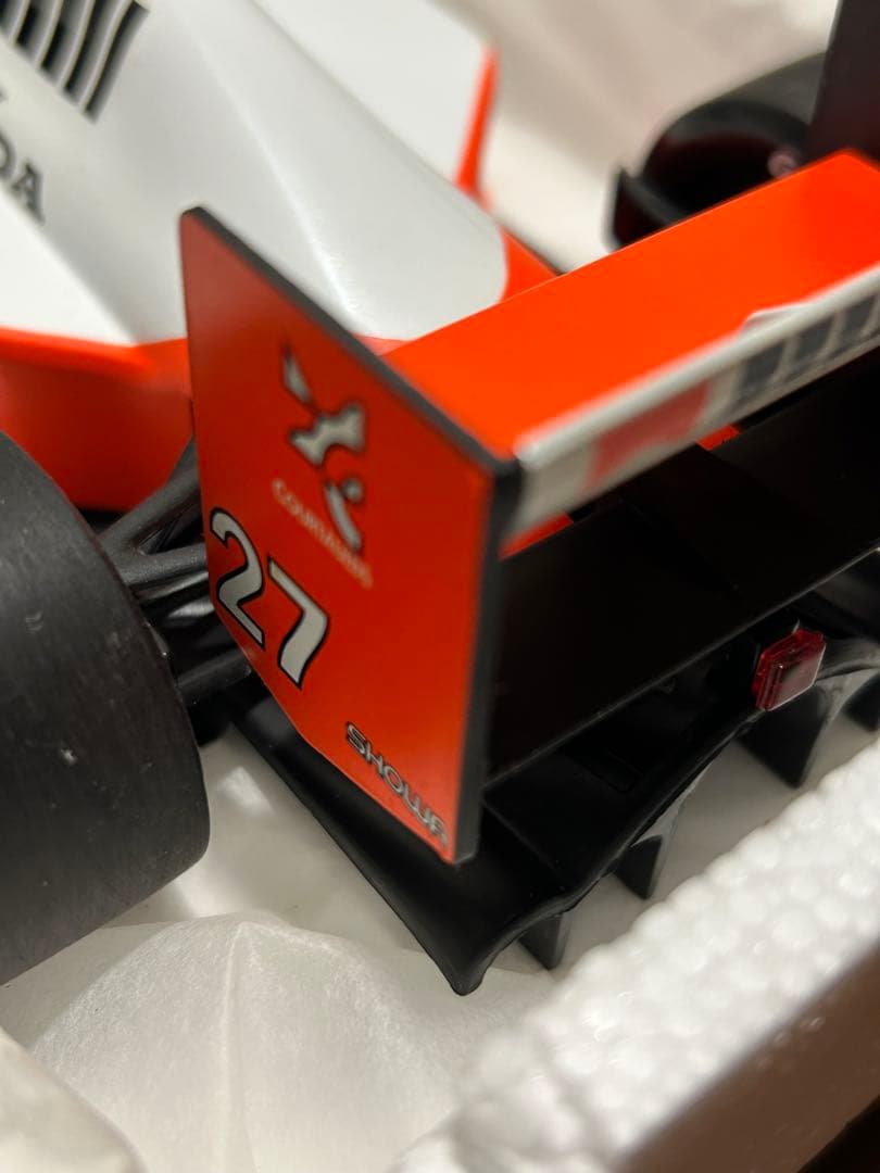 セナ ドライブモデル_マクラーレン/ホンダMP4/5B 1:18