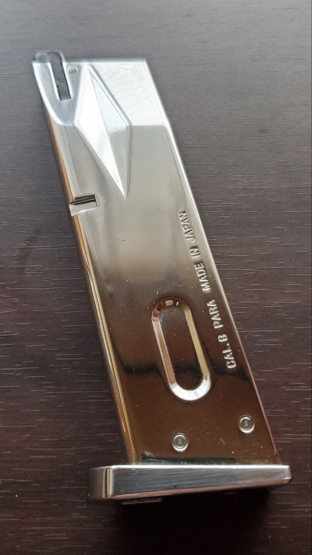 ともき　東京マルイ M92F クロームステンレス ガスブローバック