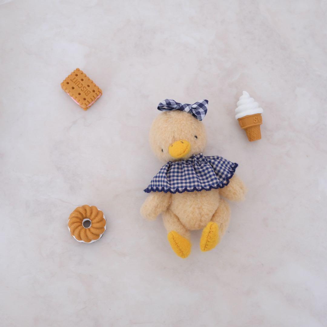 ひよこのぬいぐるみ　ブルーリボンちゃん テディベア　teddy bear