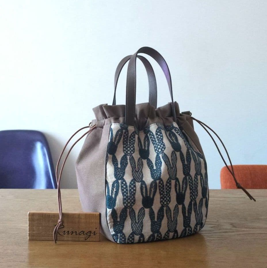 【1527】小さなまる巾着バッグ＊ミナペルホネン