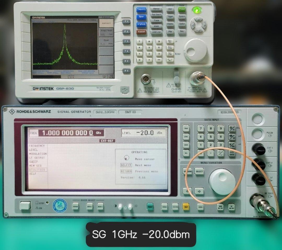ROHDE&SCHWARZ SMT 03 5KHz-3.0GHz SG 動作品