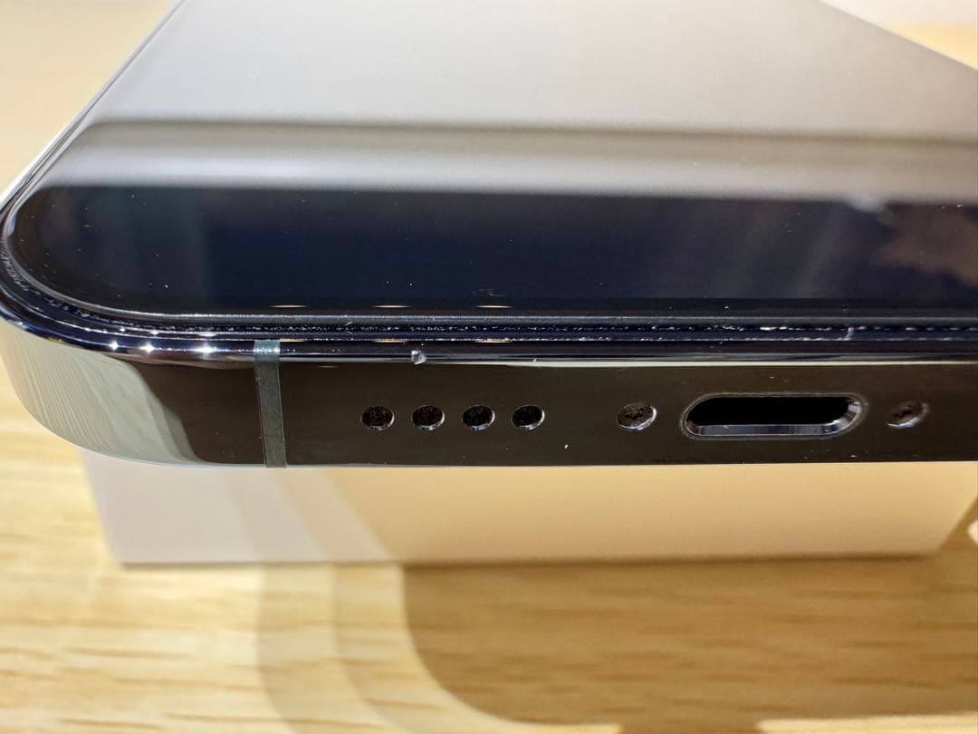 iPhone 12 Pro max パシフィックブルー（SIMフリー512GB）