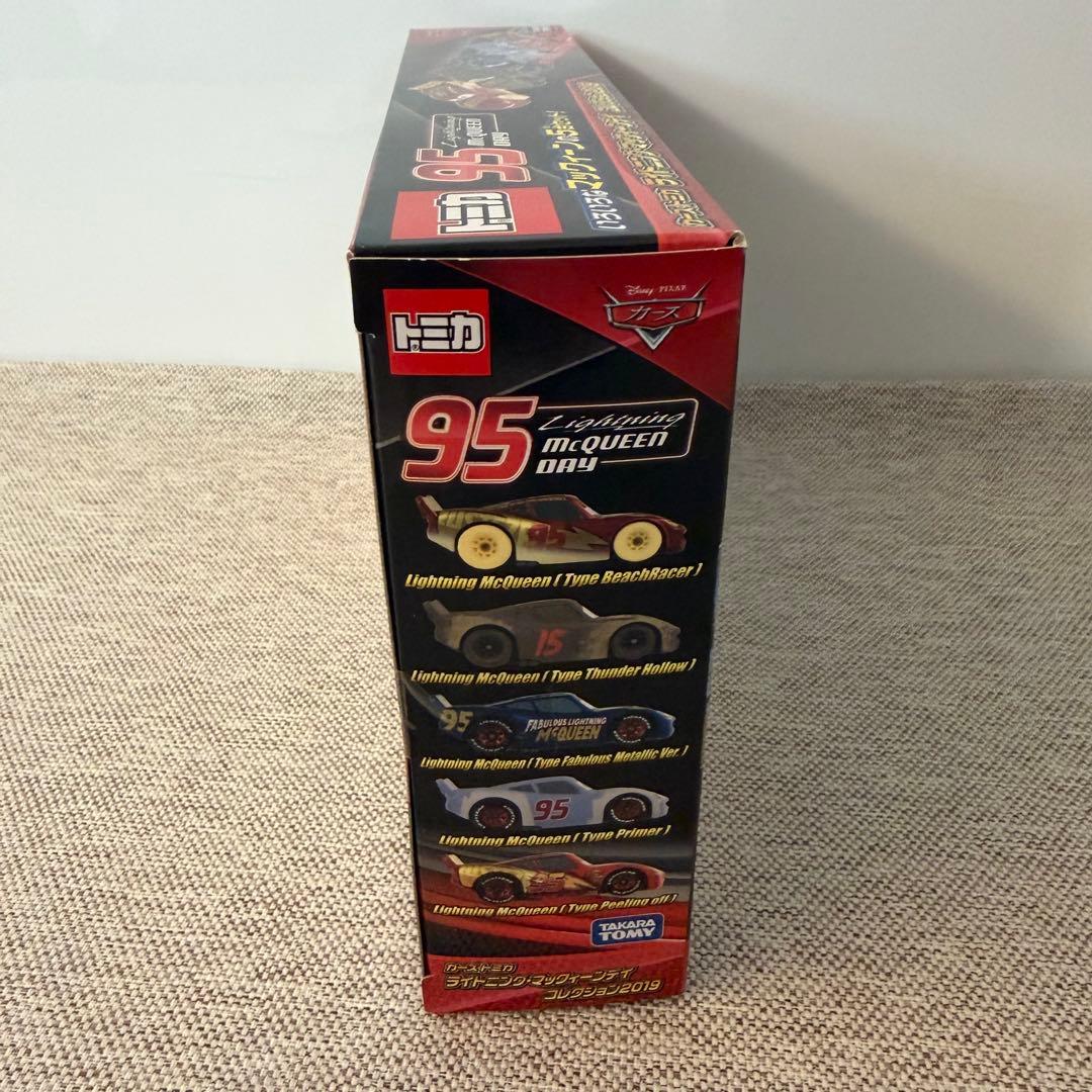 トミカ カーズ ライトニングマックイーン コレクション2019 新品　ラスト1
