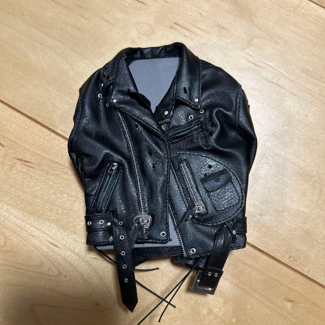 【ホットトイズ】 ターミネーター2フィギュア　Ｔ-８００（バトルダメージ版）