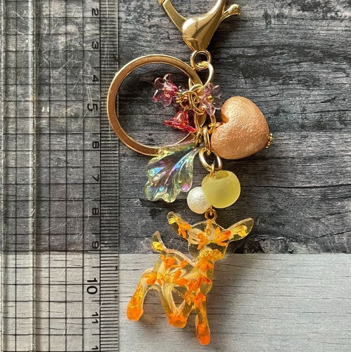 キンモクセイ❤グラデーションバンビと手染めビーズのキーリング兼バッグチャーム❤