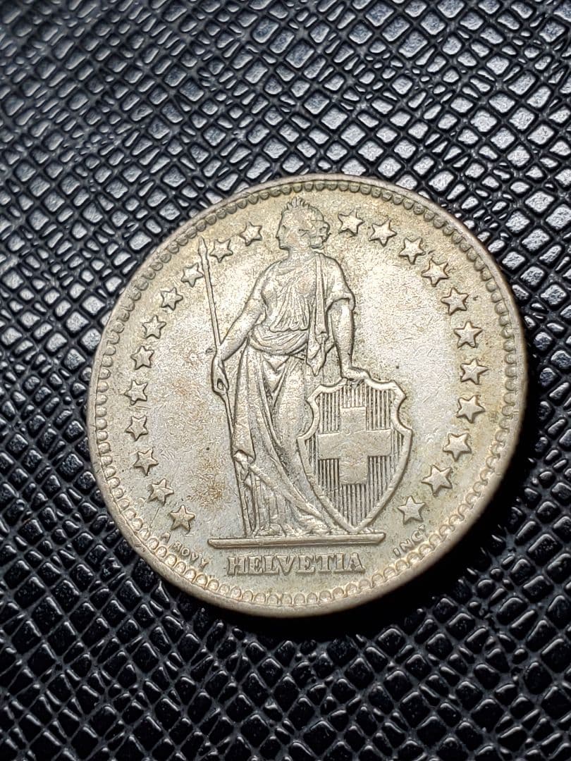 2482. 　銀貨　1960年　スイス　2フラン　ヘルヴェティア像