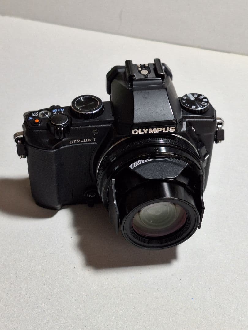 デジタルカメラ OLYMPUS STYLUS 1