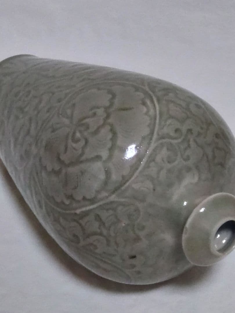 中国美術　古物　骨董　揚州窯　甁　唐草文　写し