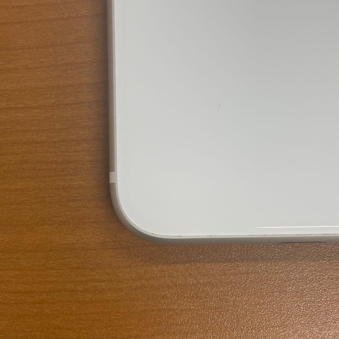 動作確認済み iPhone SE 第2世代 128GB ID:M6712