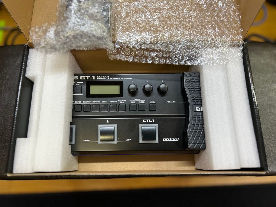 極美品！BOSS GT-1 ＋純正アダプターPSA-100S＋取扱説明書＋元箱