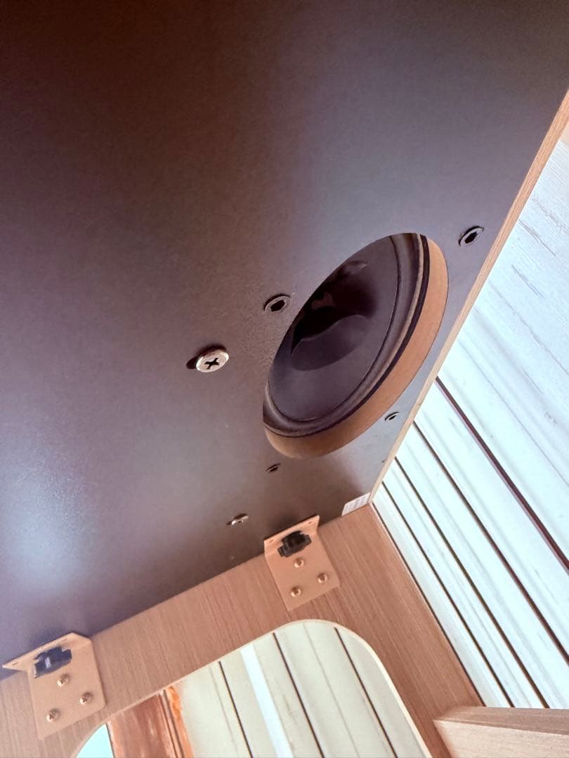 電子ピアノ88鍵盤　スライドカバー　３本ペダル　ハンマーアクション鍵盤