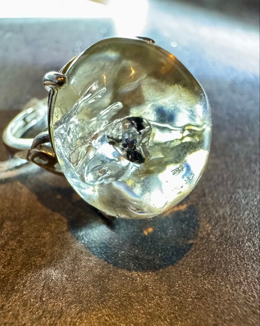 【超レア高品質品】水入り&水晶貫入クウォーツinクウォーツ　の　リング