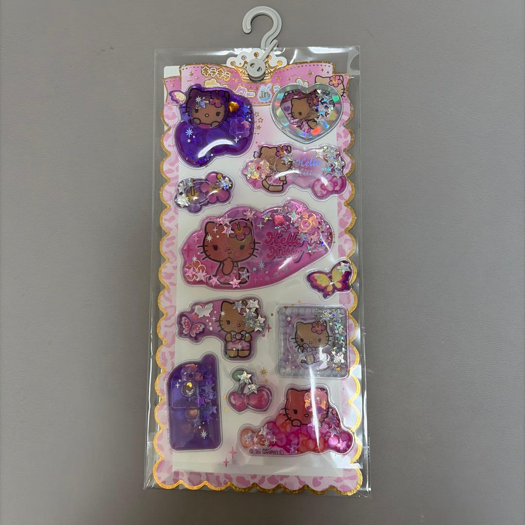 新品未開封　サンリオ 日焼けキティ.キティ.クロミ.シナモン　シール7個セット