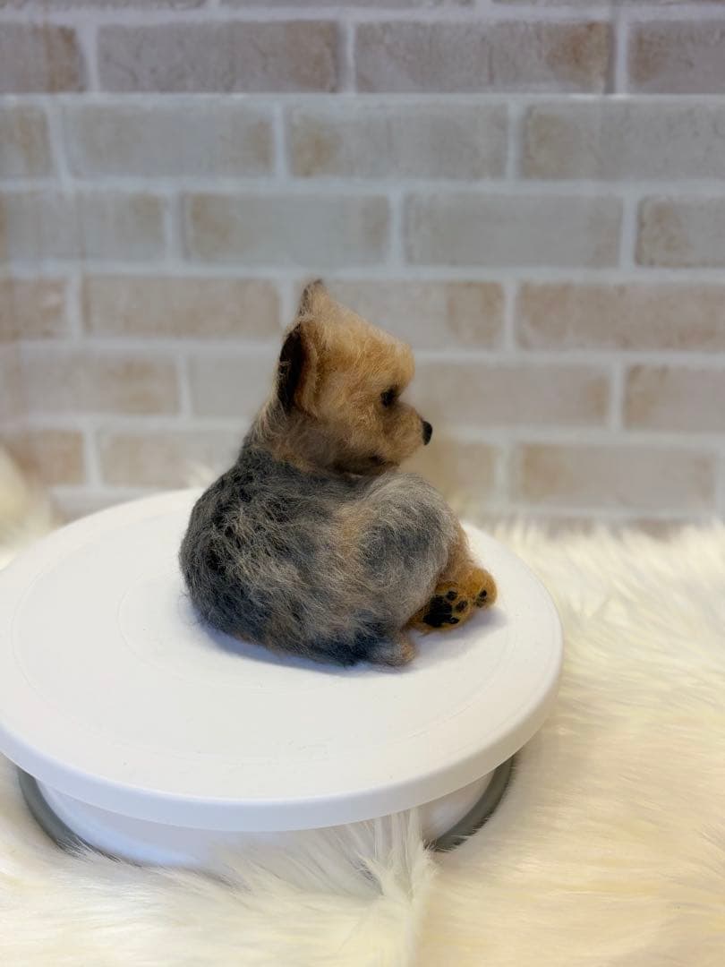 ヨークシャテリア　羊毛フェルト　momoichgo ヨーキー