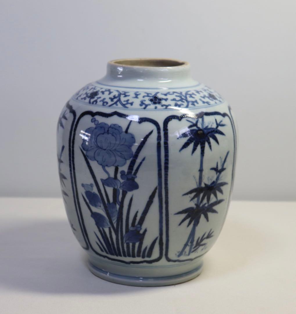 時代　染付壺　竹&菖蒲紋　送料込み0915