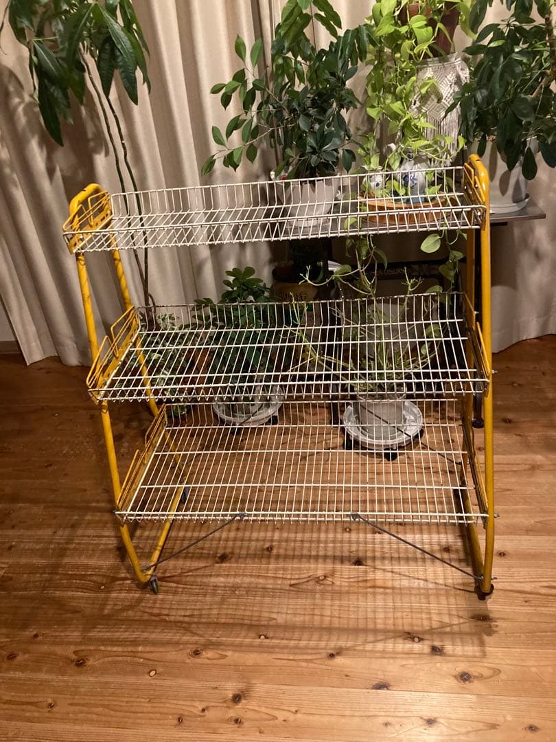 昭和レトロ　ワイヤーラック3段仕様　キャスター付ガーデニング　シャビーラック13