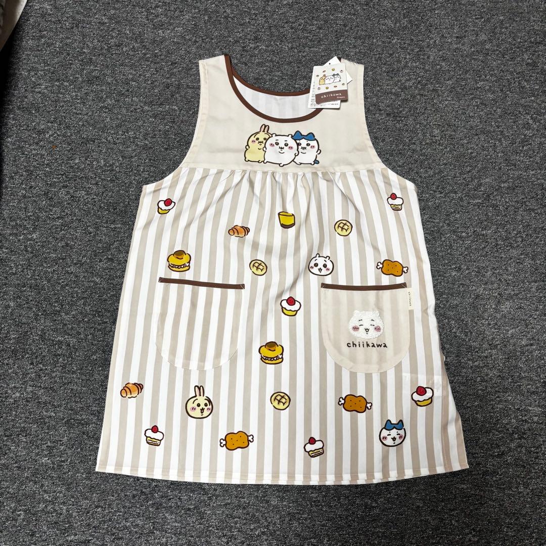 ちいかわ　保育士　エプロン　ポリエステル　パン　先生　うさぎ　ハチワレ　パン