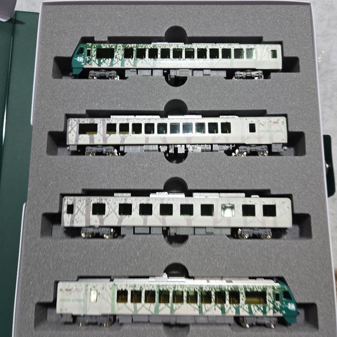 KATO Nゲージ HB-E300系 橅編成 4両セット 10-2073