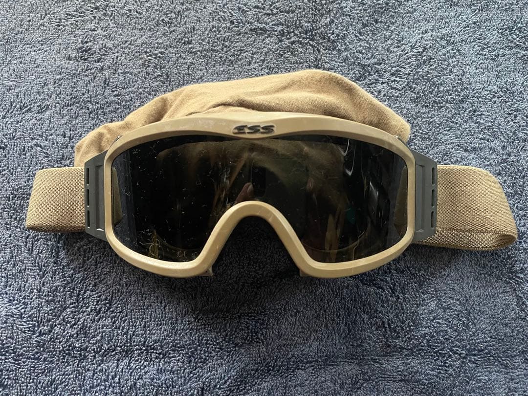 米軍放出品　ESS Profile NVGゴーグル