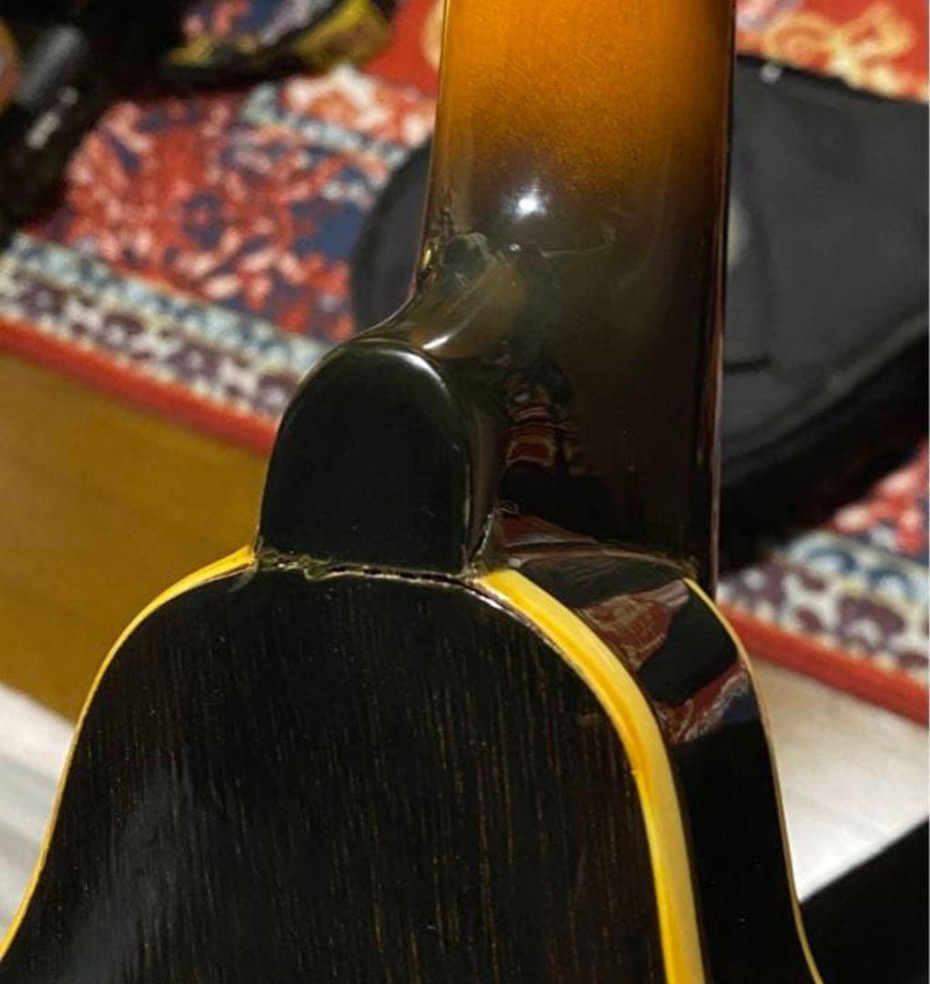 Kentucky KM-140 フラットマンドリン　ケース付き