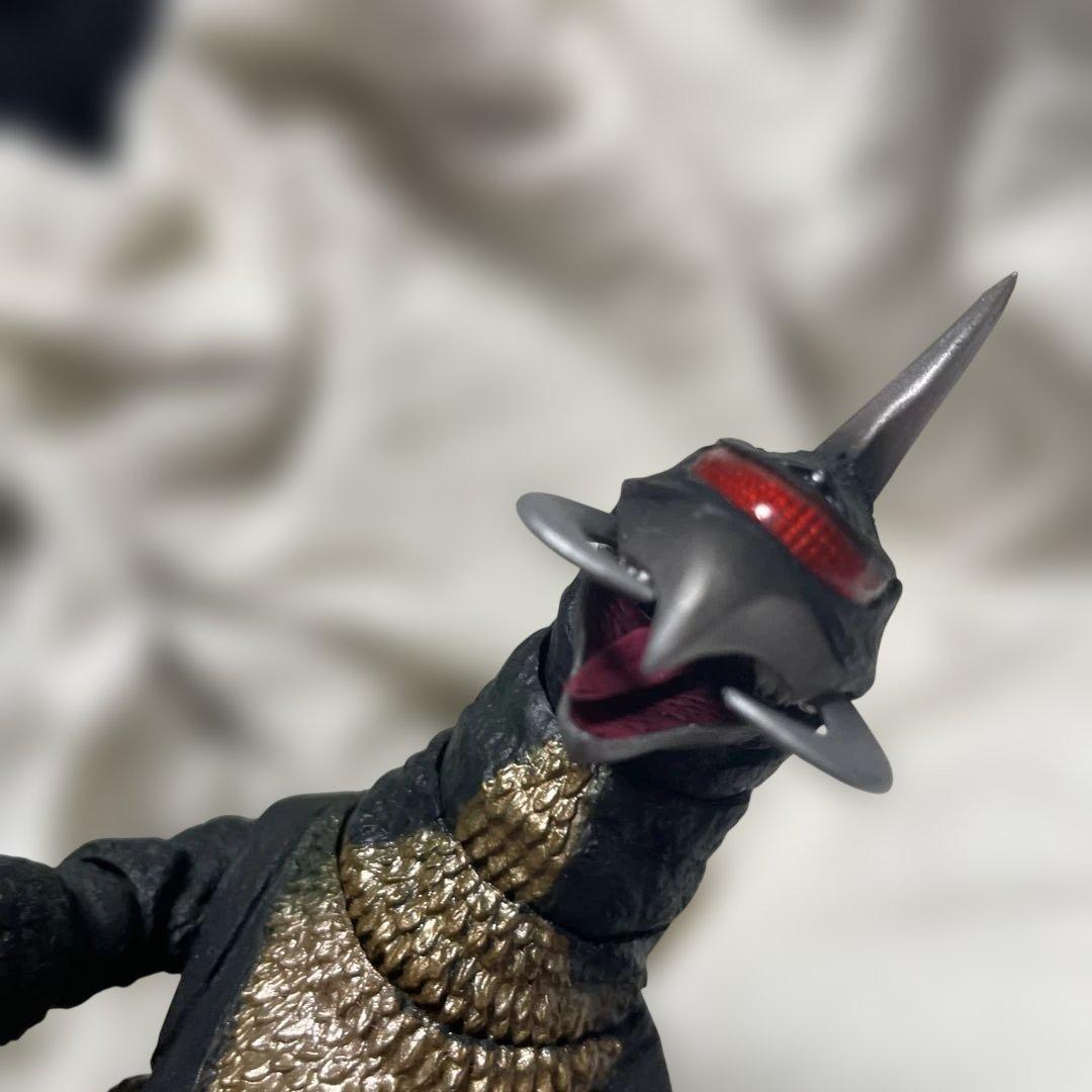 S.H.MonsterArts 魂ウェブ モンスターアーツ　ガイガン(1972)