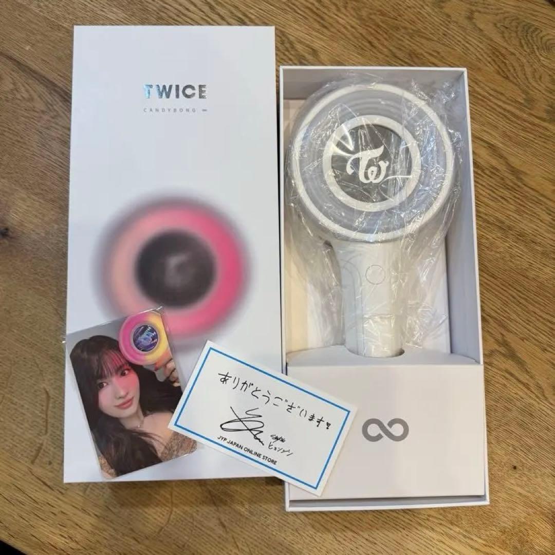週末限定価格！TWICE 公式ペンライト 箱・付属品・トレカ付