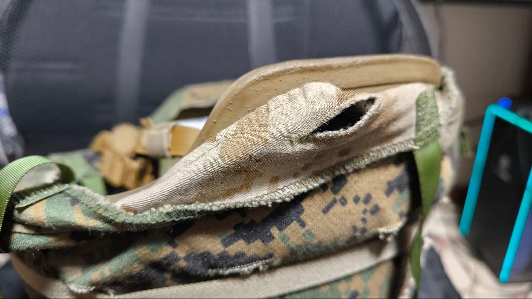 実物 米軍 海兵隊 LWH ヘルメット カバー、バンド付き マーパット