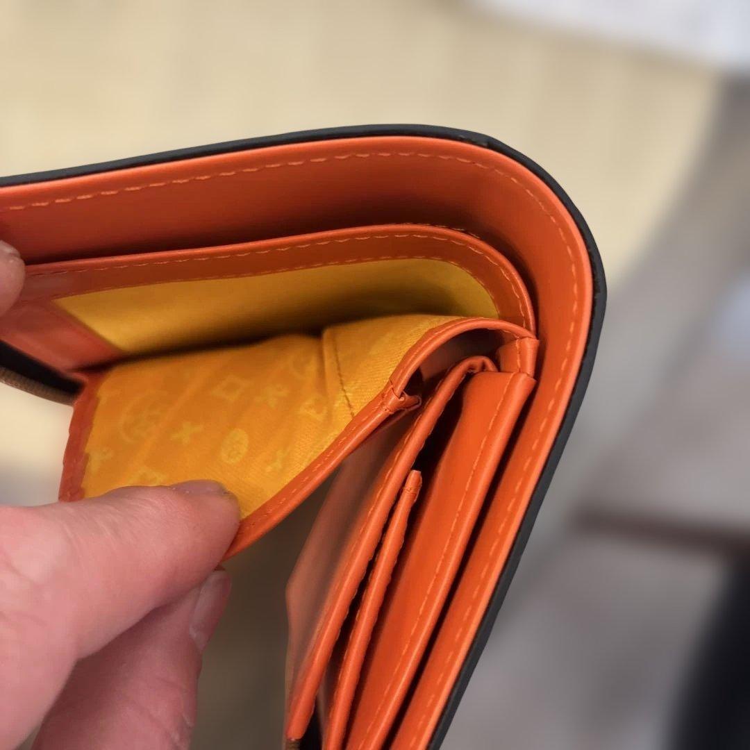 カステルバジャック財布