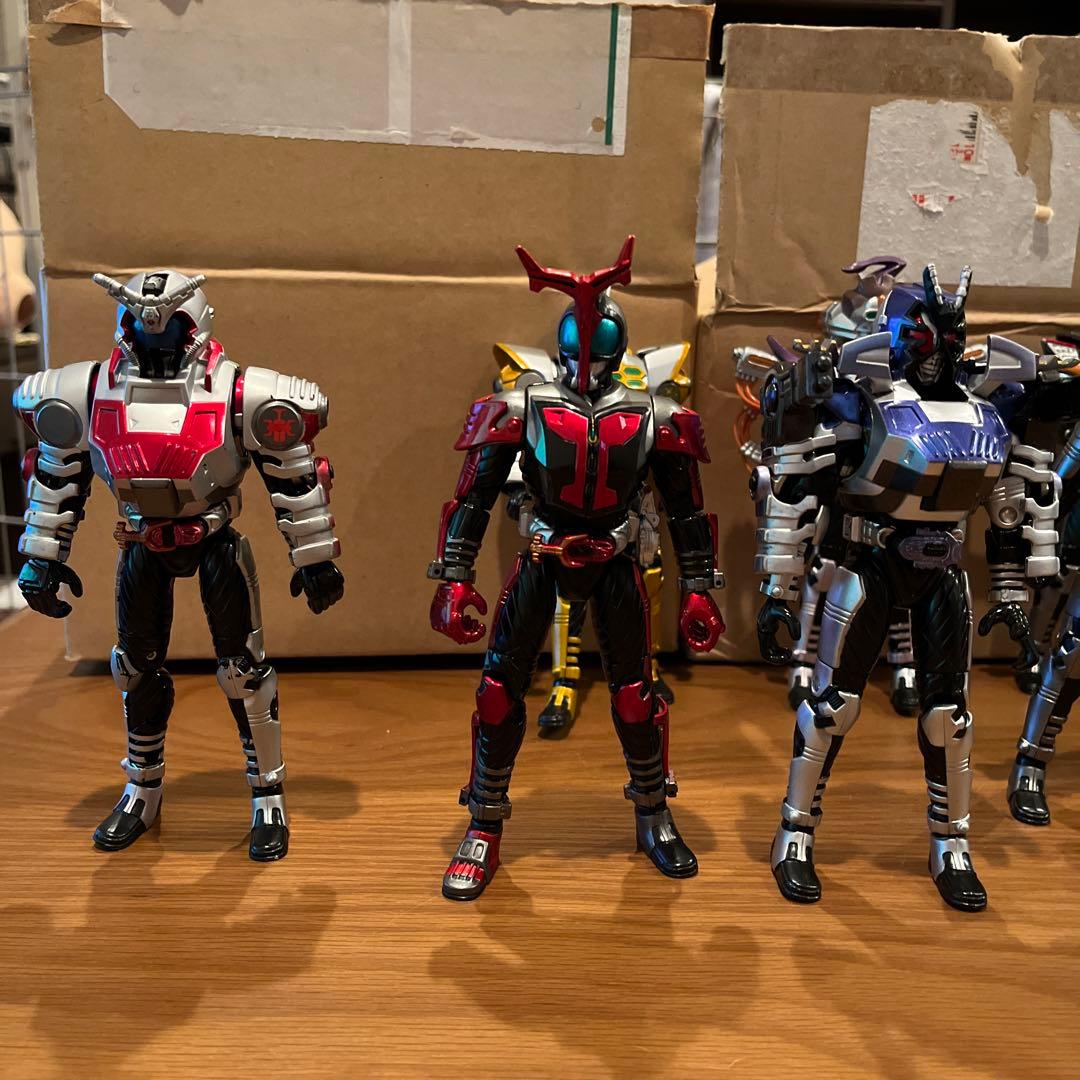 d*9様 絶版　仮面ライダーカブトフィギュアセット 武器付き　バイク付き　説明書