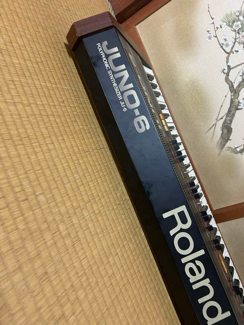 ローランド JUNO-6 シンセサイザー