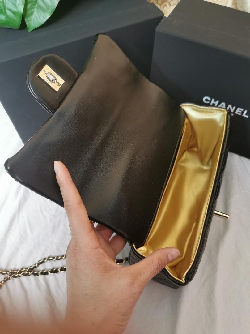 VIP ノベルティ ブラック レザー ショルダーバッグ