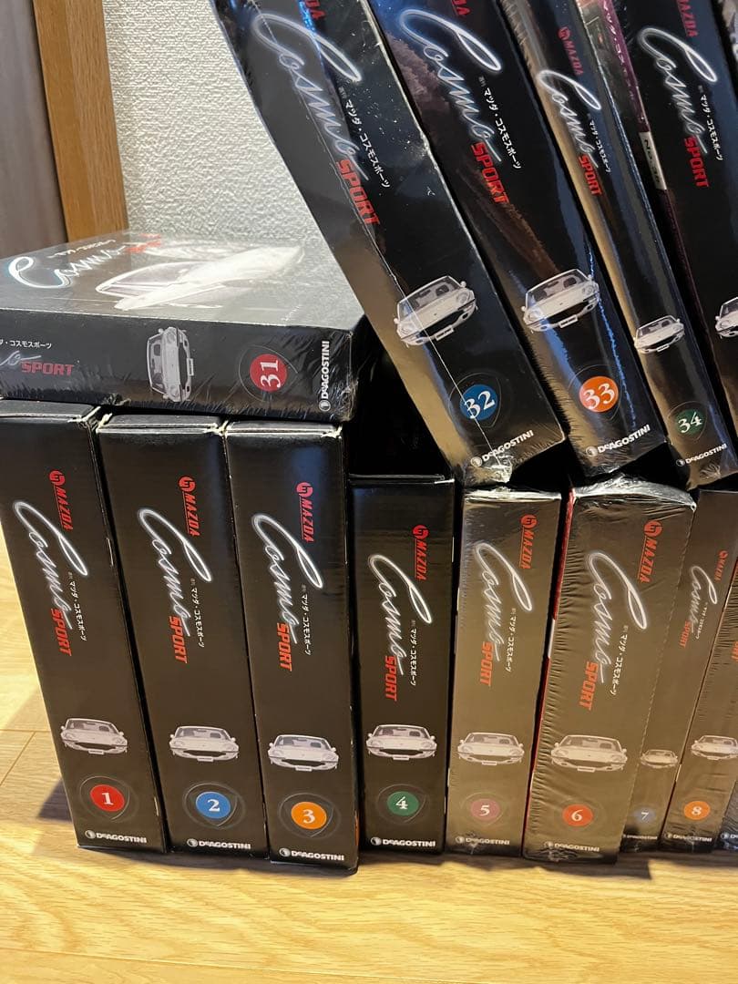 未使用　デアゴスティーニ　MAZDA コスモスポーツ　1-84巻　まとめ