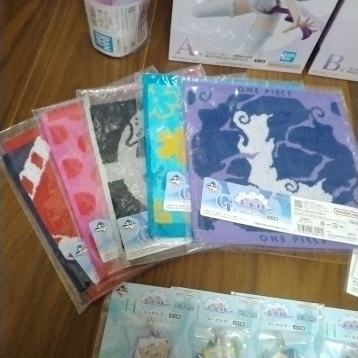 匿名配送 A賞 Ｂ賞 Ｅ賞 Ｆ賞 一番くじ ワンピース おまけ付き
