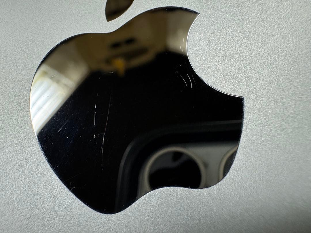 Macbook Air 2019 シルバー 8GB