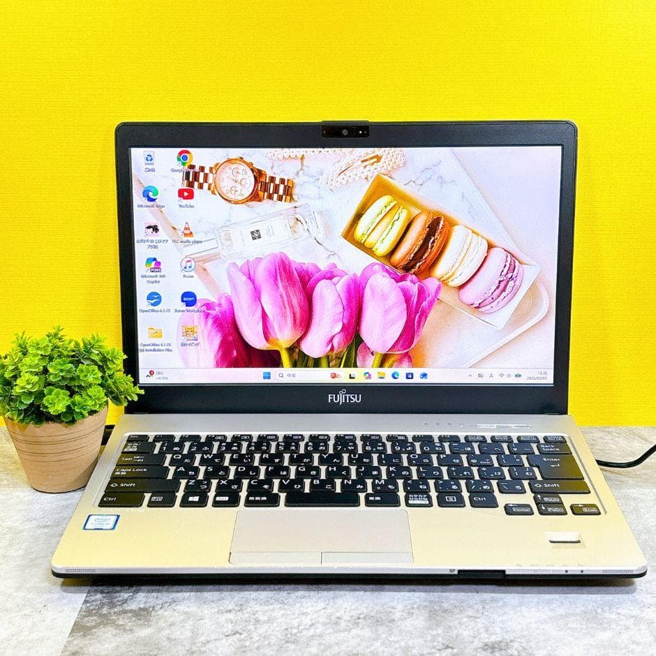 ｉ5✨小型軽量❣SSD搭載で快適✨カメラ付き フルHD 薄型 Windows11