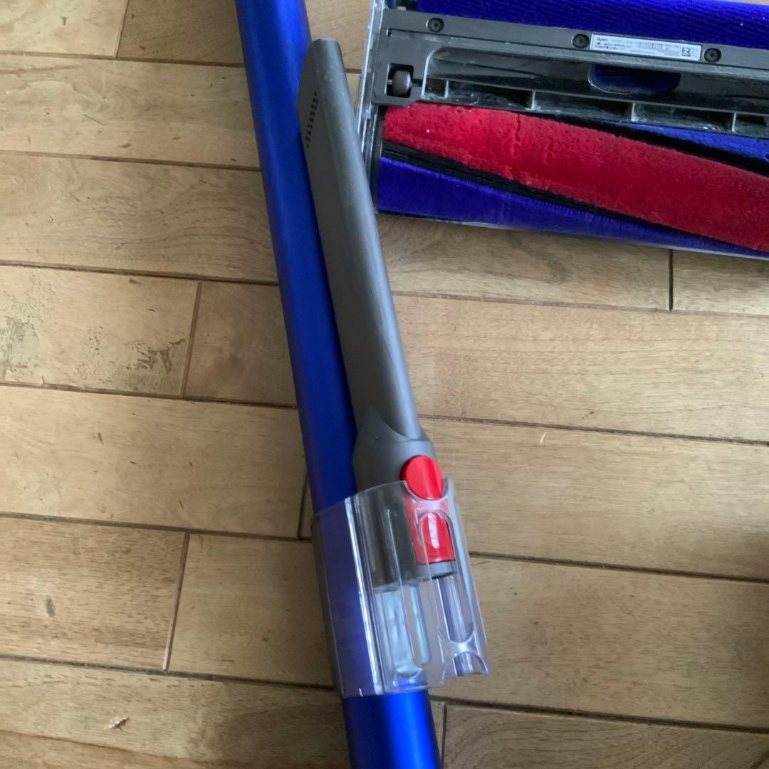 Dyson V11 Fluffy SV14 コードレス スティッククリーナー本体