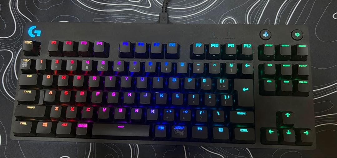 RGBゲーミングキーボード PRO赤軸