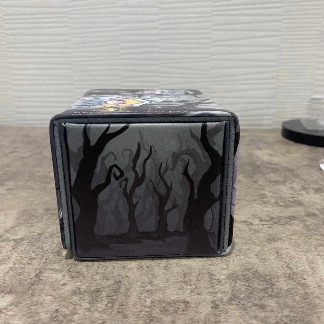 遊戯王　白き森　合皮製デッキケース　スリーブ二点セット