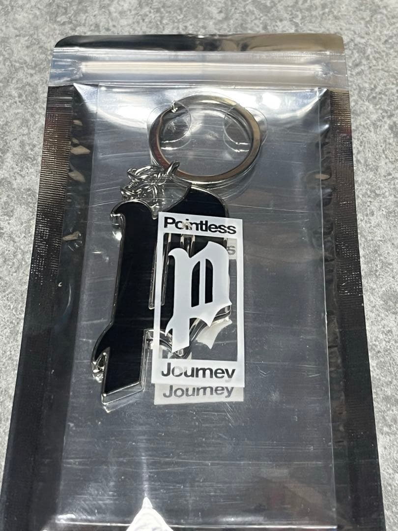 ミュージシャン POINTLESS JOURNEY LOGO KEY CHAIN Black