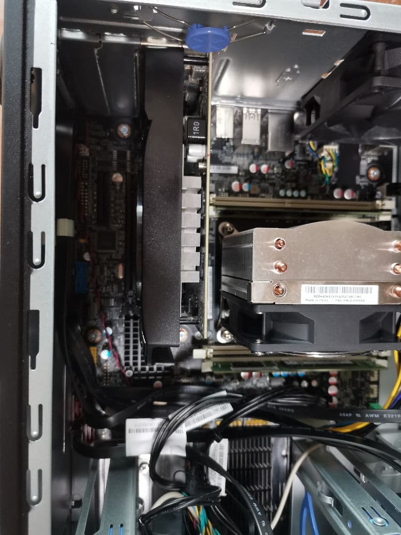 P520c Xeon W-2223メモリー16GBG SSD240ジャンク