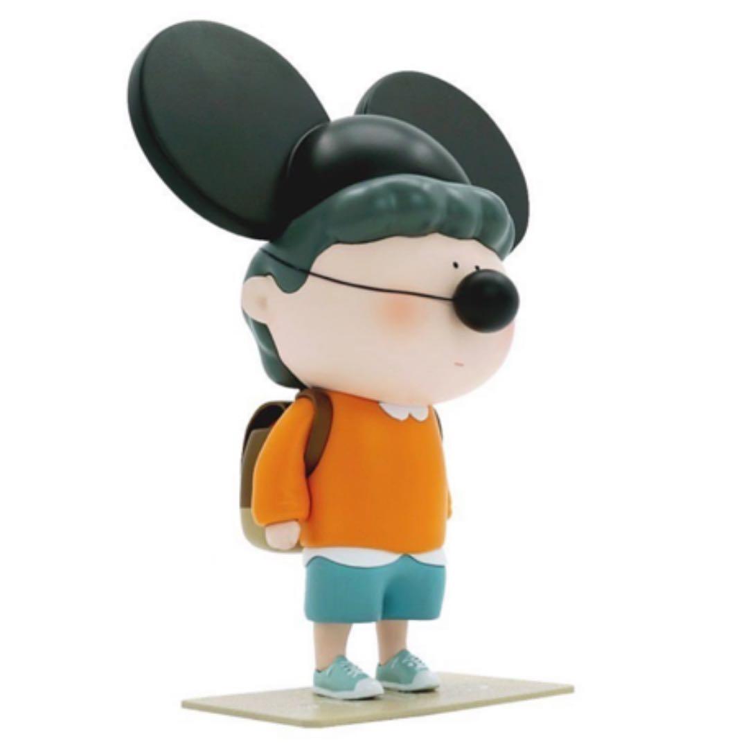 SOMEONE LOVES YOU　フィギュア　プレゼント//大美術館