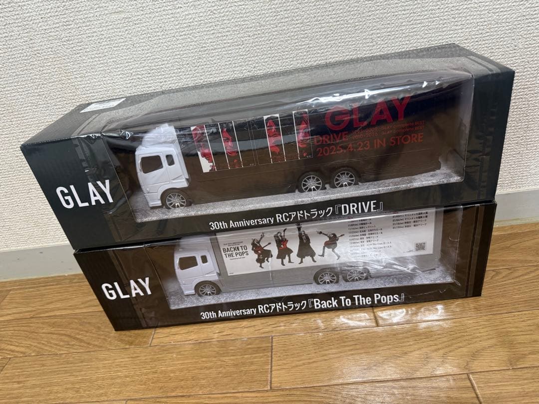 GLAY 30thAnniversary RCアドトラック GIGO 2種セット