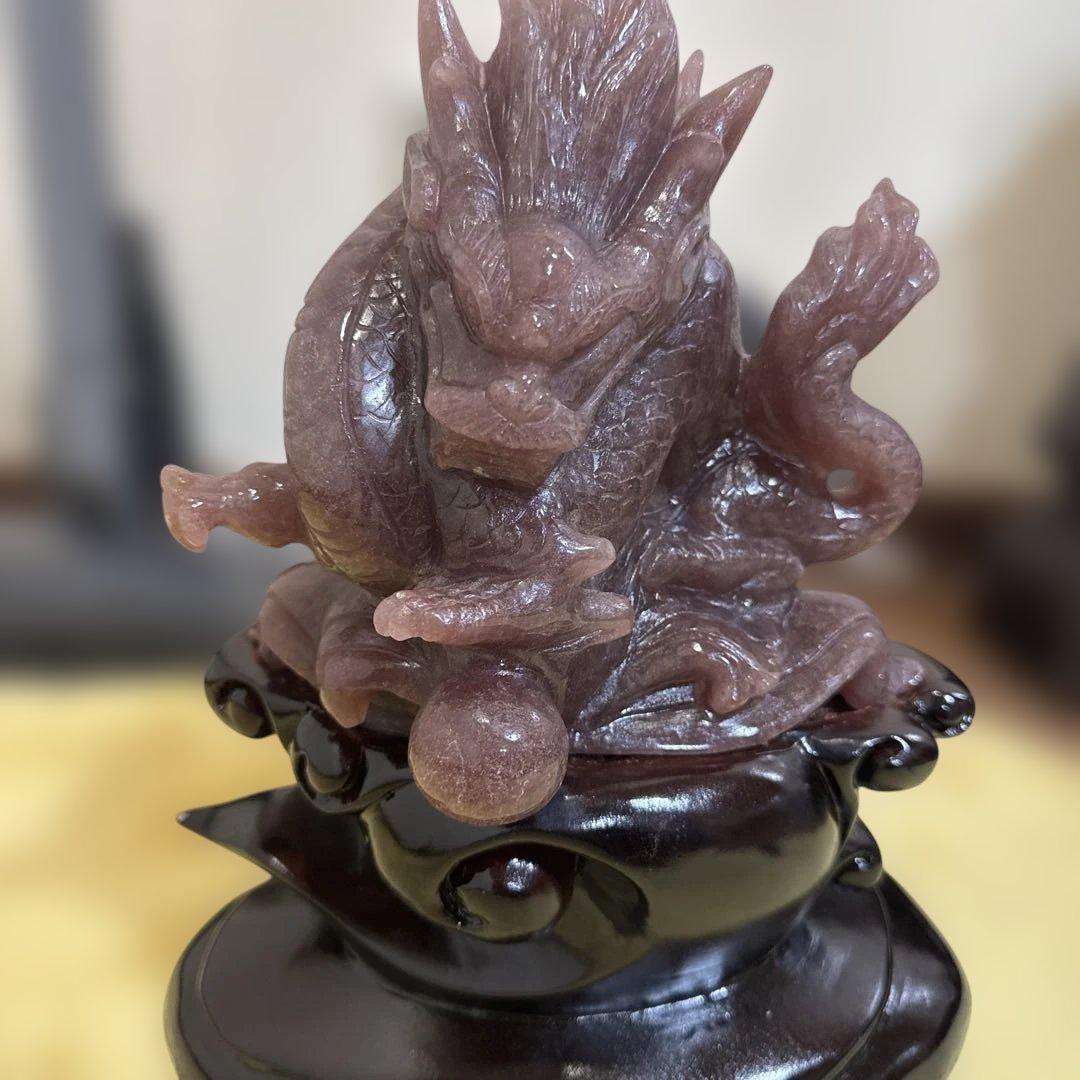 【極上品】ストロベリークォーツ　龍彫　2キロ超